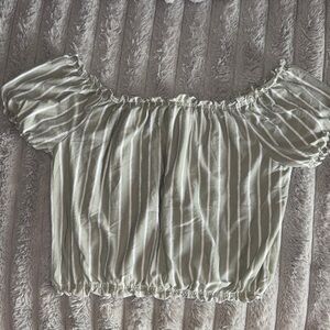 American Eagle Outfitters Off-Shoulder Striped Top - Olive and White Size S👚
